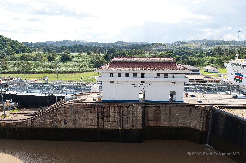 20101204_154730 D3.jpg - Miraflores Locks, Panama Canal.   The tanker is moving through to the 2nd lock.